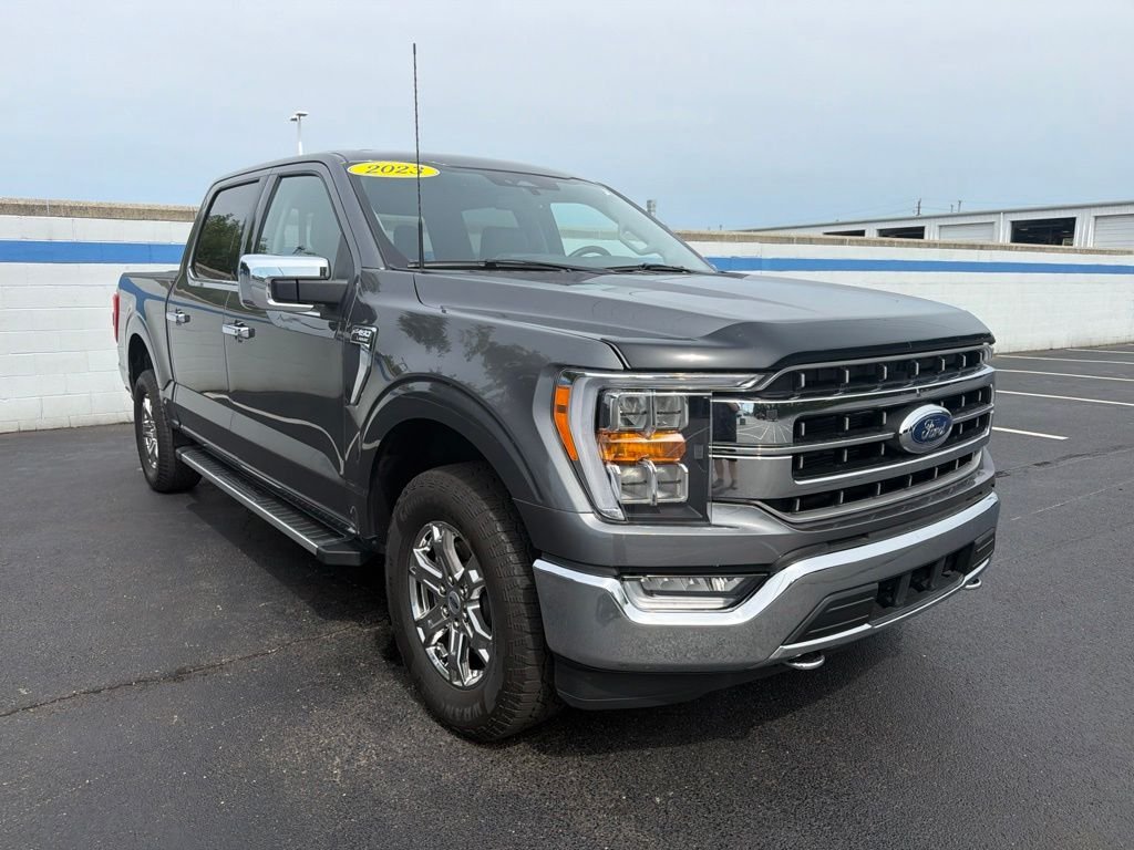 Used 2023 Gray Metallic Ford Lariat image 7