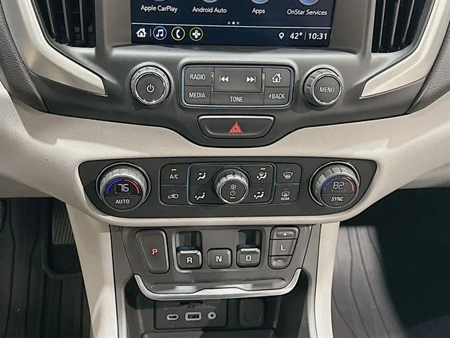 Used 2018 GRAPHITE GRAY METALLIC GMC SLT image 17