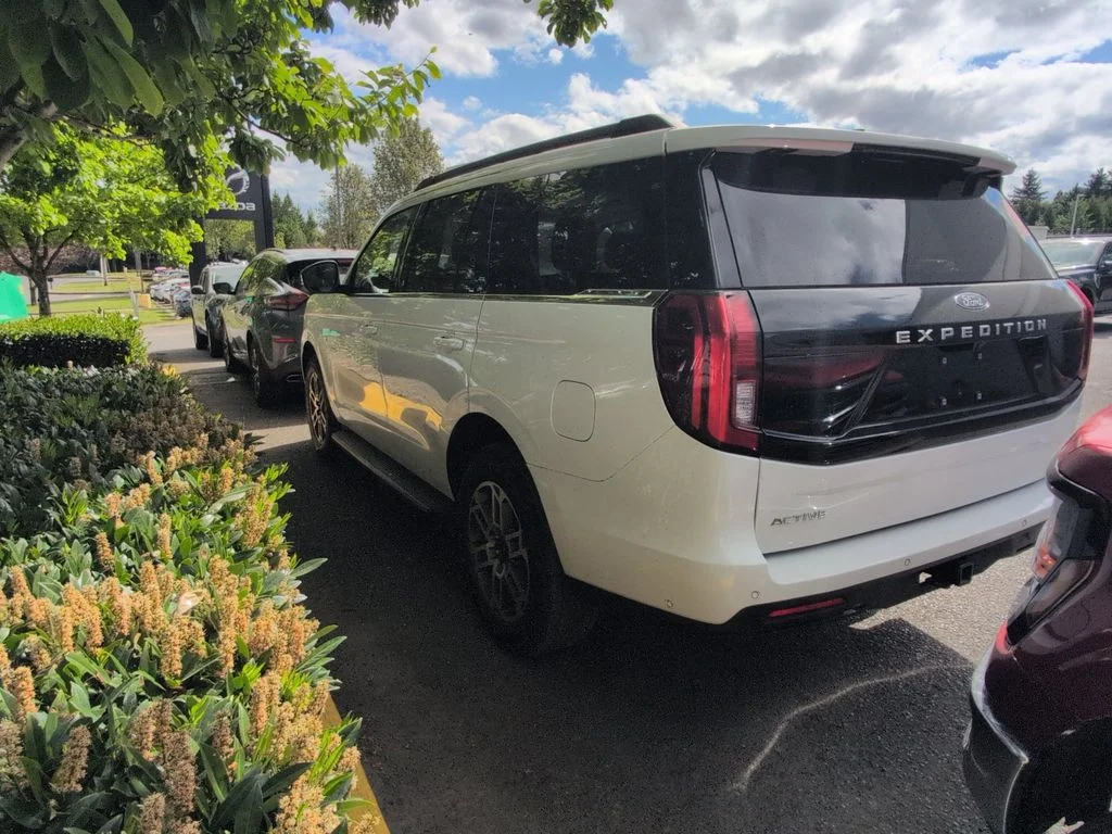Certified Used 2025 White Ford Active image 3