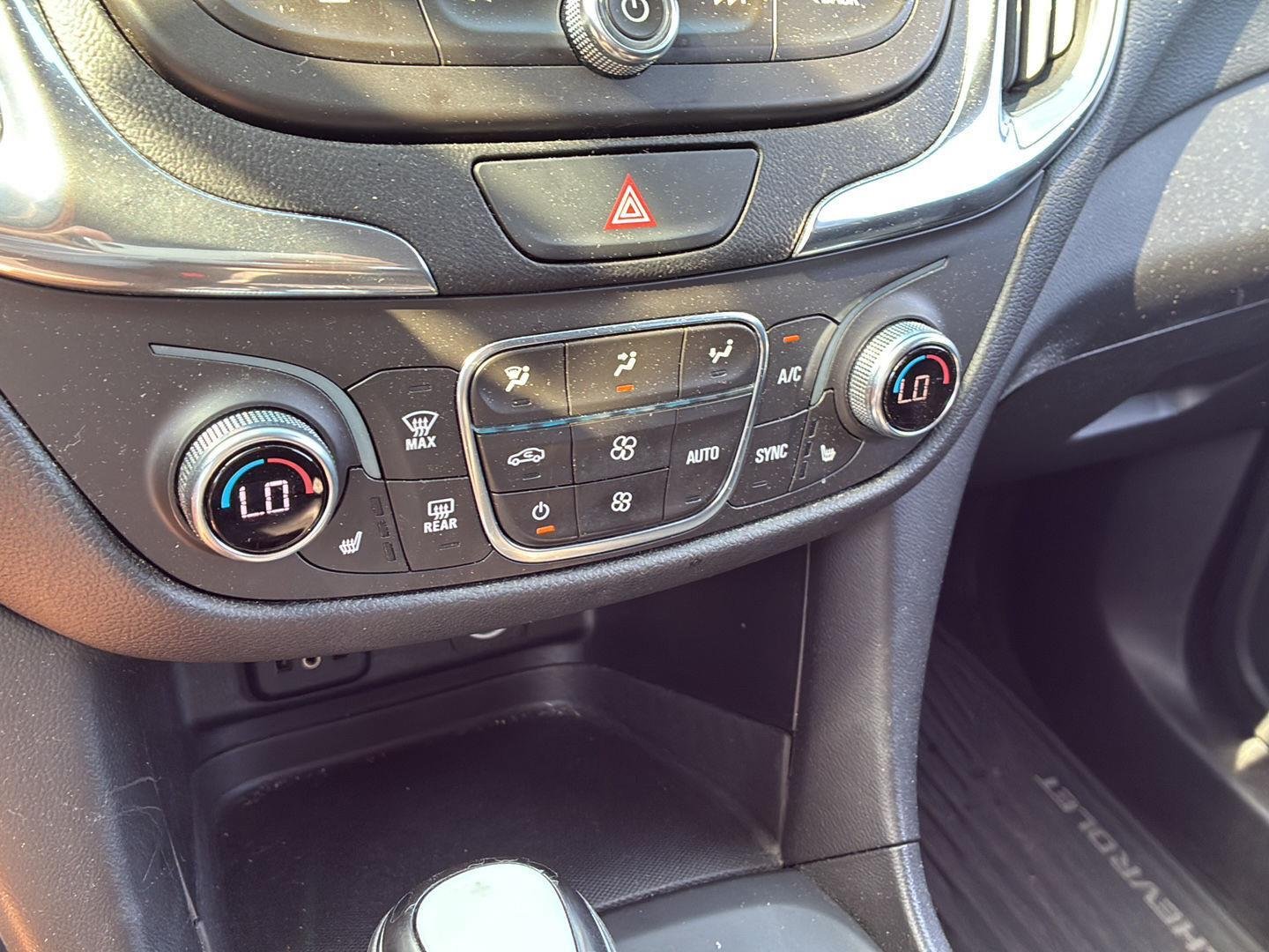 Used 2018  Chevrolet  image 4
