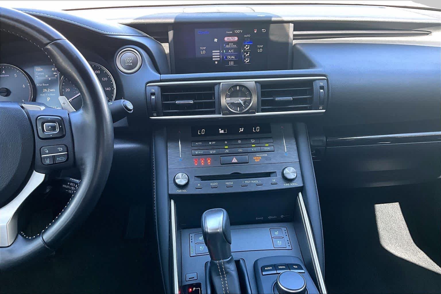 Used 2019 Atomic Silver Lexus  image 7