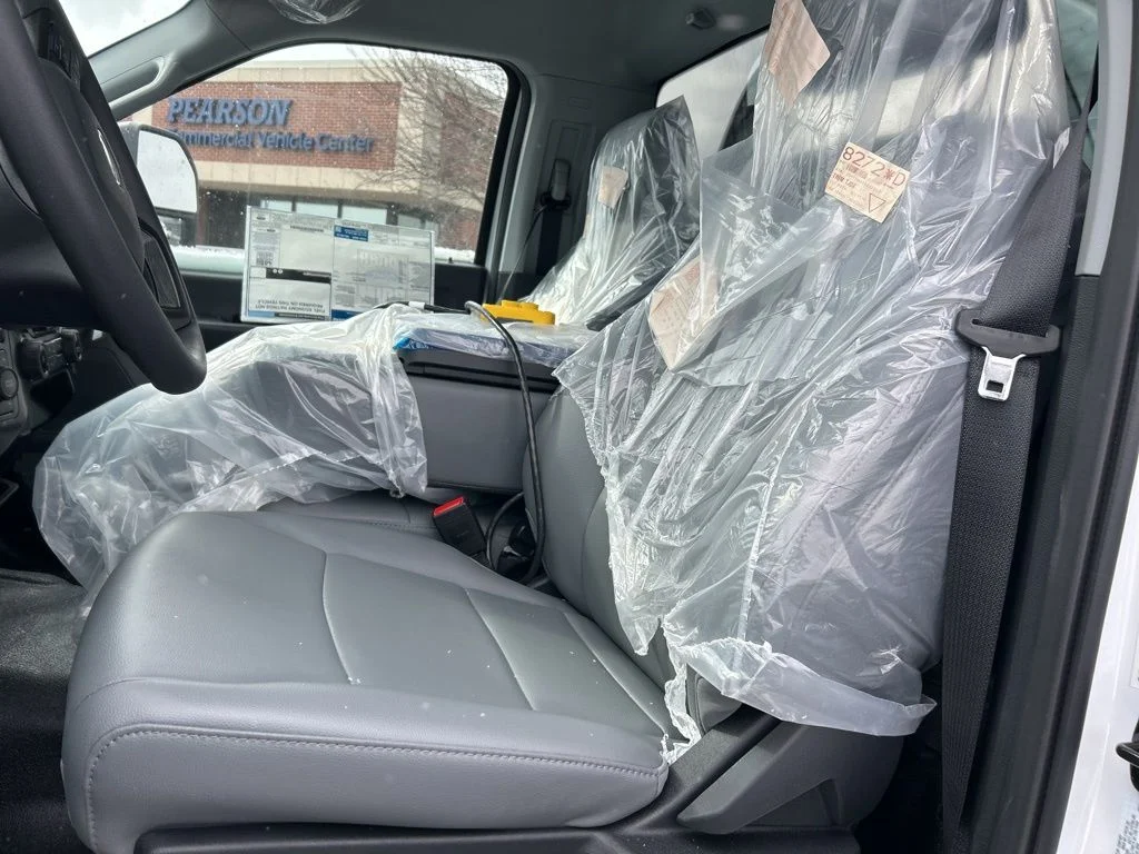 2026 Ford F-550 Super Duty Chassis Cab XL - Photo 7