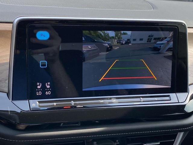 2025 Volkswagen Atlas SE w/Tech - Photo 17