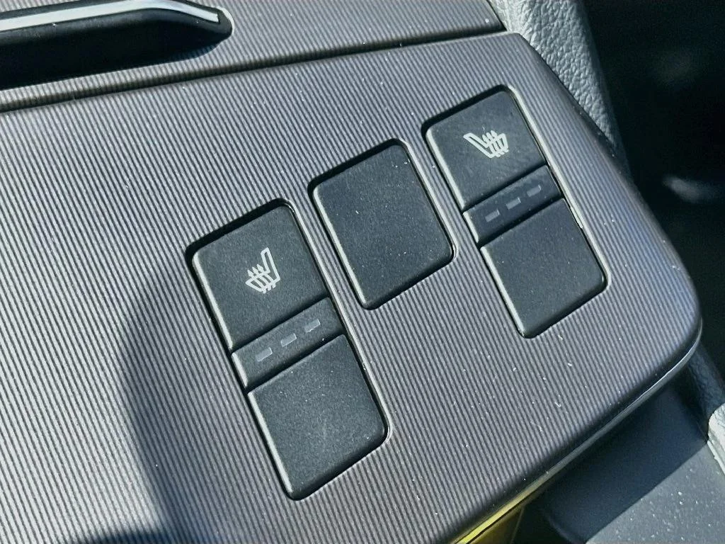 New 2027 Heritage Blue Kia EX image 19