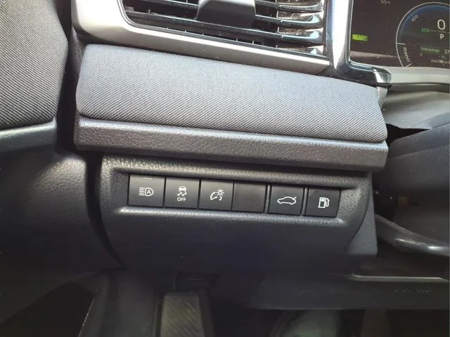 Certified Used 2025 White Toyota LE image 24