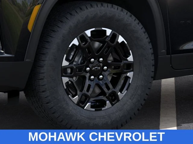 2027 Chevrolet Traverse Z71 - Photo 9