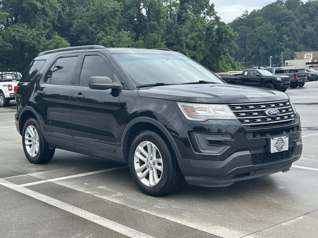2017 Ford Explorer Base