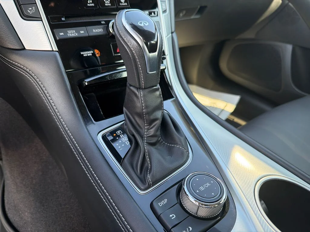 Used 2020 Black INFINITI 3.0t LUXE image 30