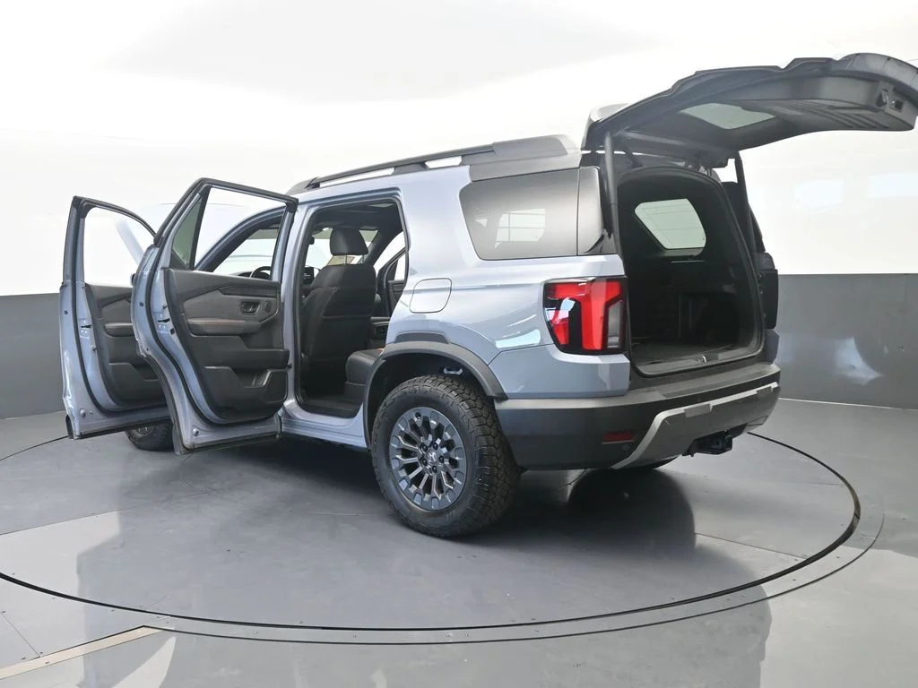 Used 2026 Sonic Gray Pearl Honda TrailSport image 77