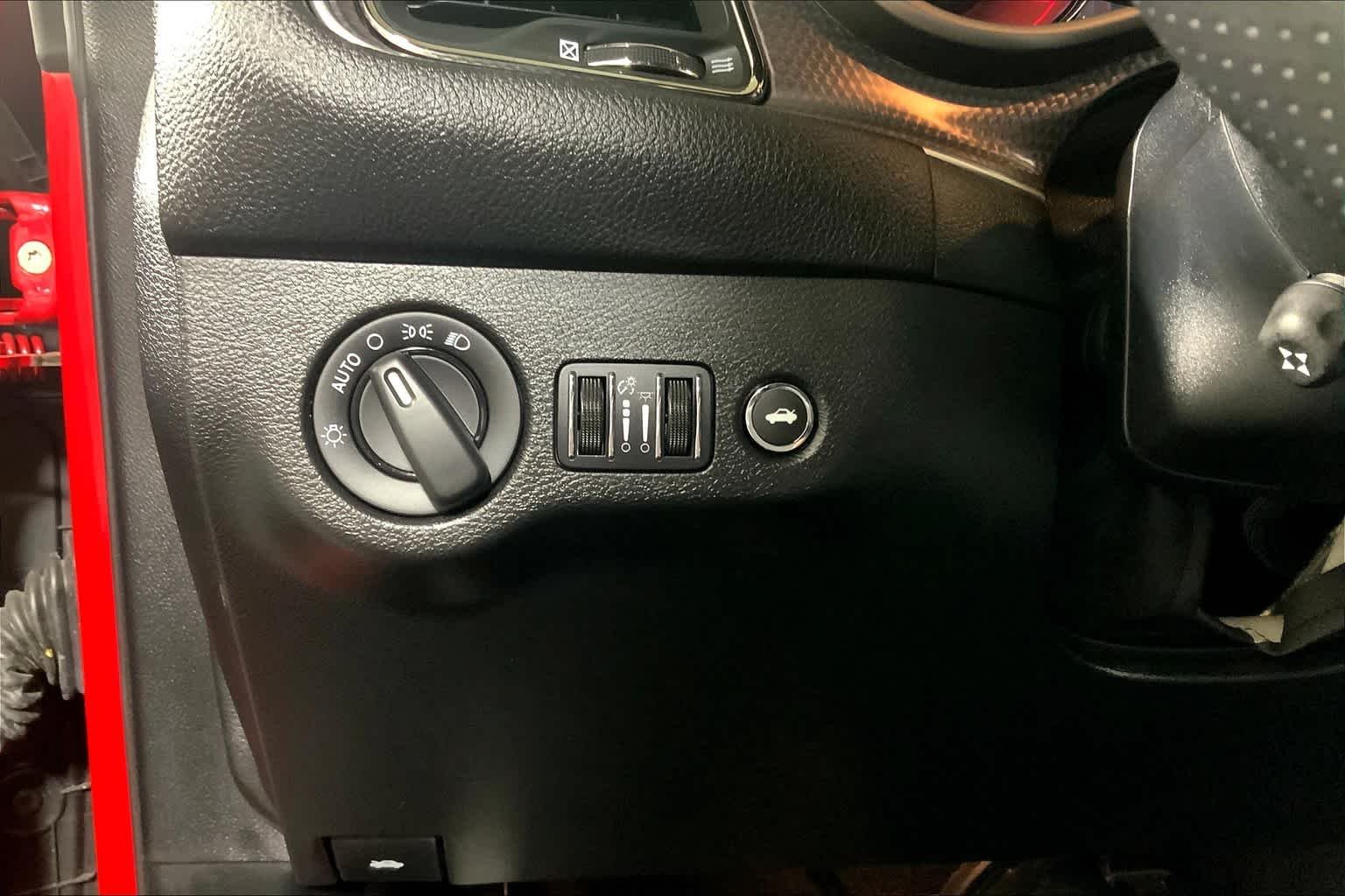 Used 2017 Redline Red Tricoat Pearl Dodge SRT Hellcat image 33