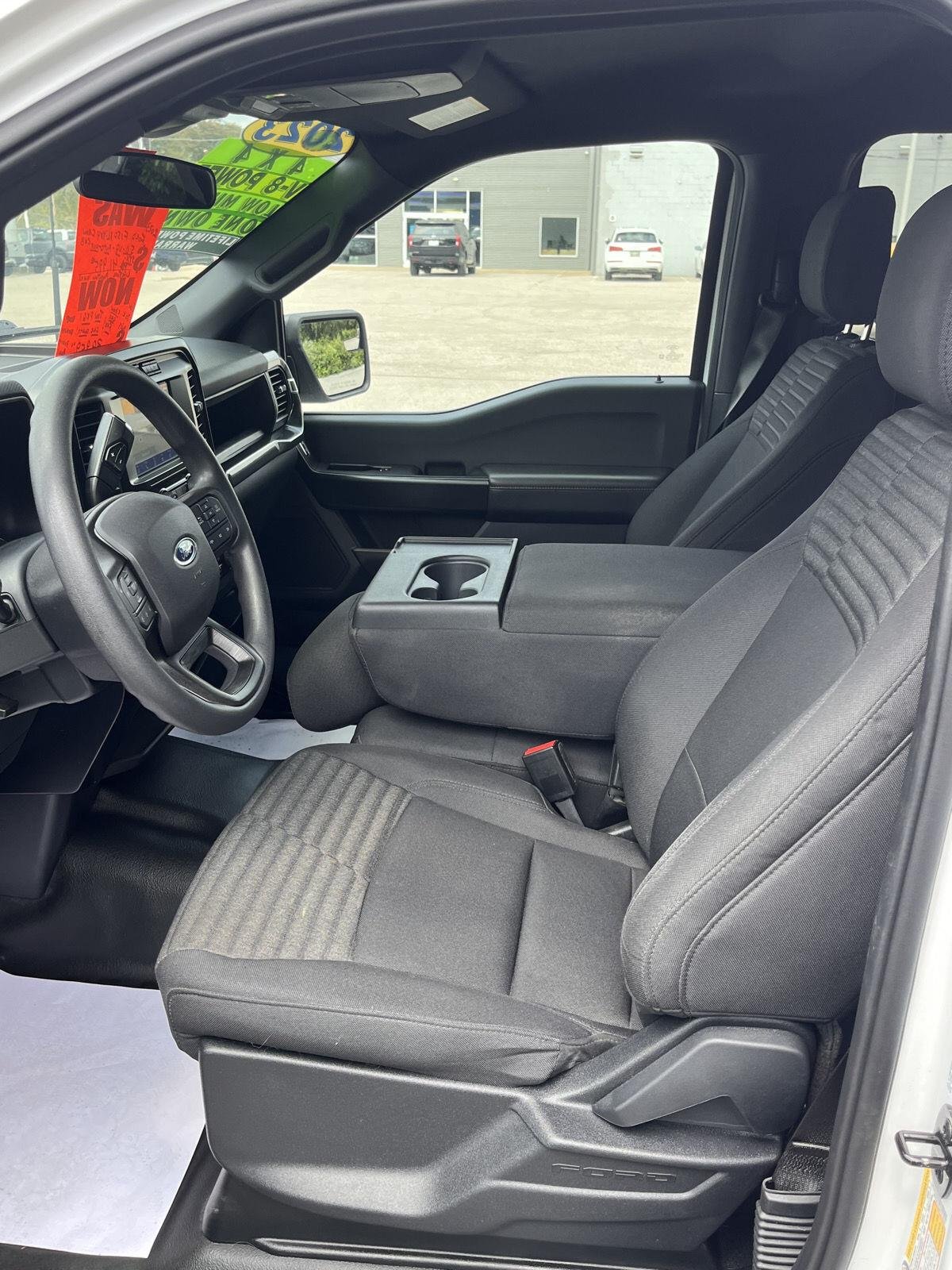Used 2023 Oxford White Ford XL image 15