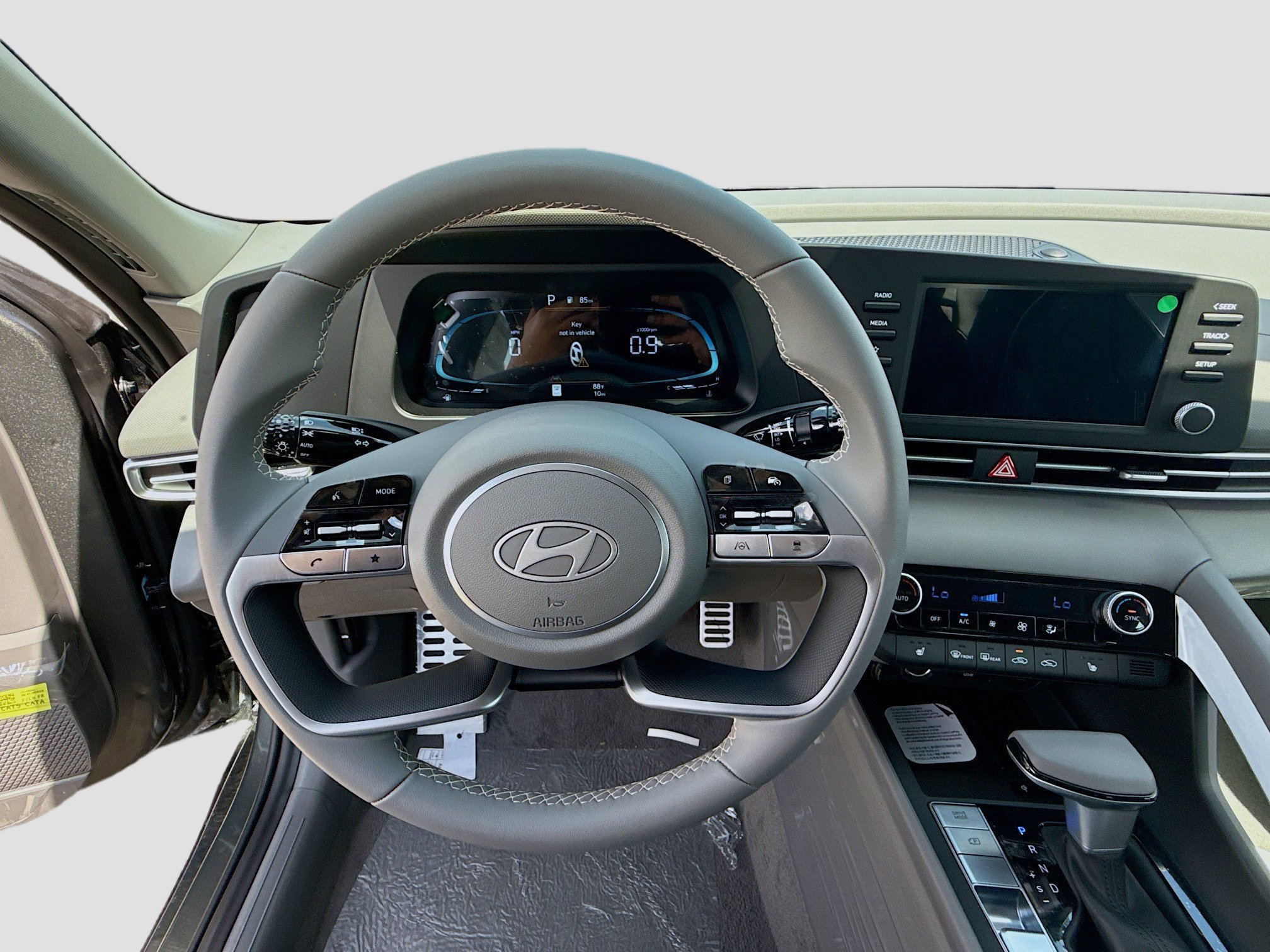 New 2026 Amazon Gray Hyundai SEL Sport Premium image 32
