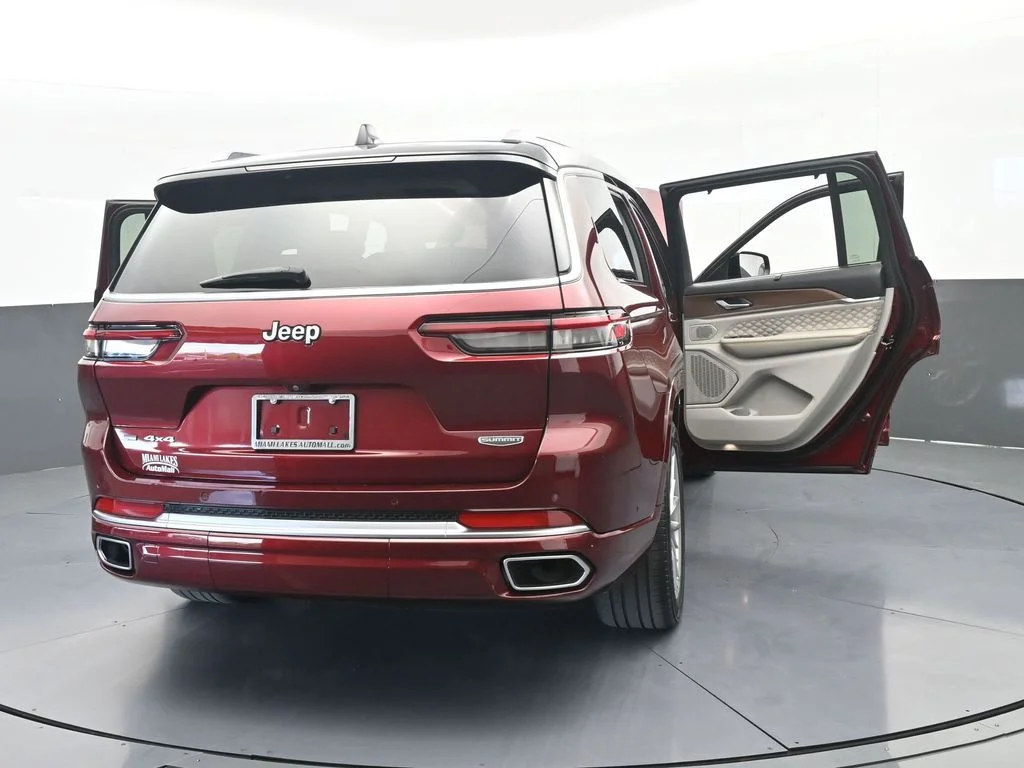 Used 2023 Velvet Red Pearlcoat Jeep Summit image 83