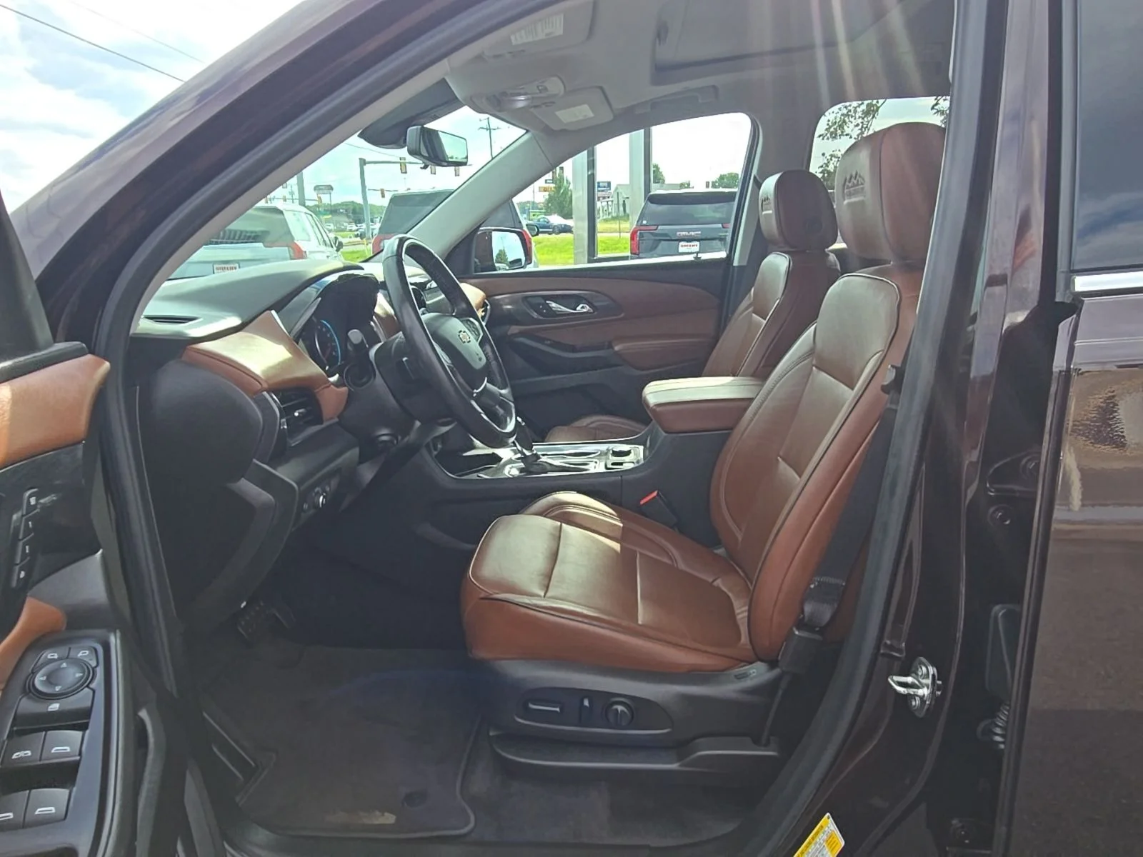 Used 2020 Red Chevrolet High Country image 10