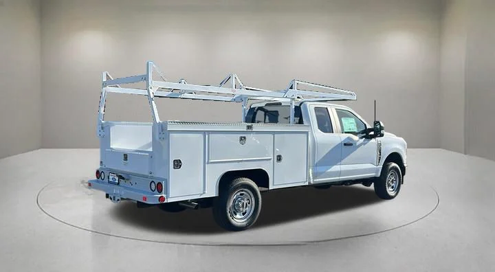 New 2026 Oxford White Ford F-350® XL image 5