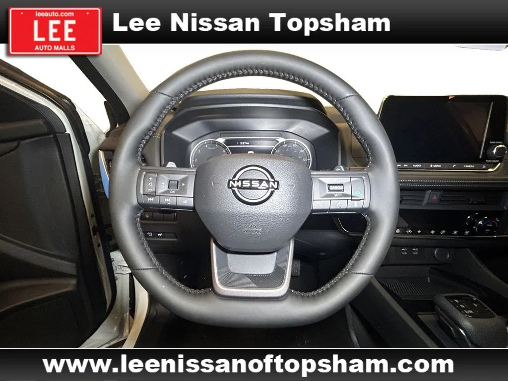 New 2026 Everest White Pearl Tricoat Nissan Dark Armor image 12