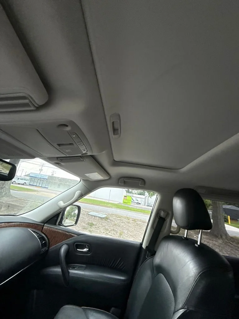 Used 2020 Black Nissan SL image 25