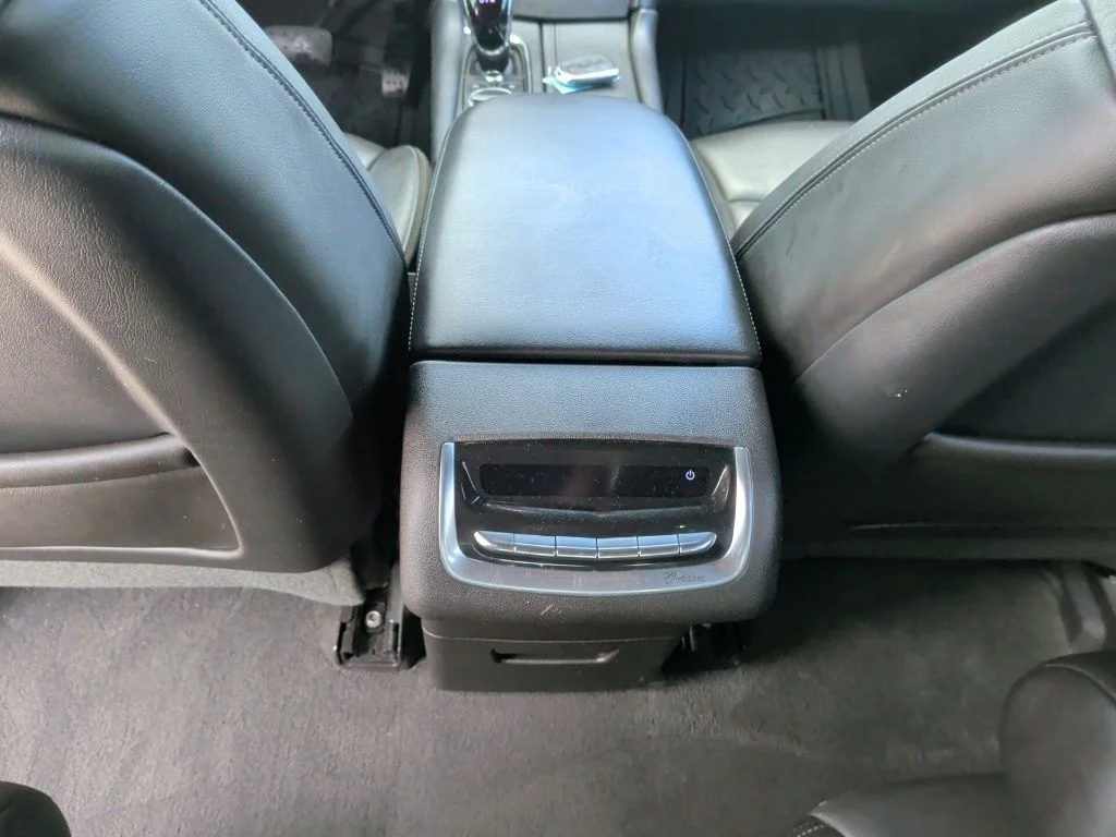 Used 2020 Silver Cadillac Premium Luxury image 36
