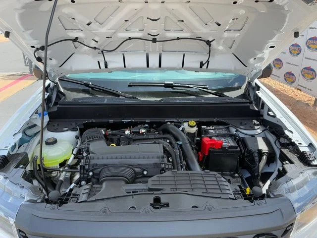 New 2026 Oxford White Ford XLT image 16