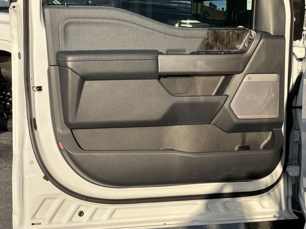 New 2025 White Ford Lariat image 10