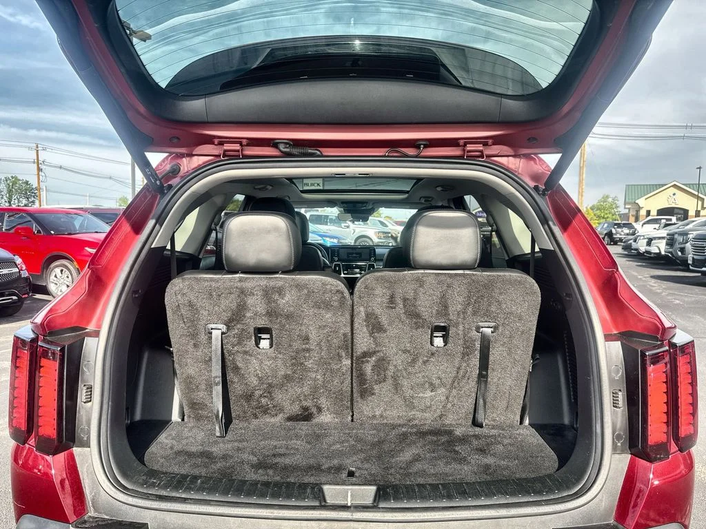 Used 2022 Red Kia X-Line EX image 22