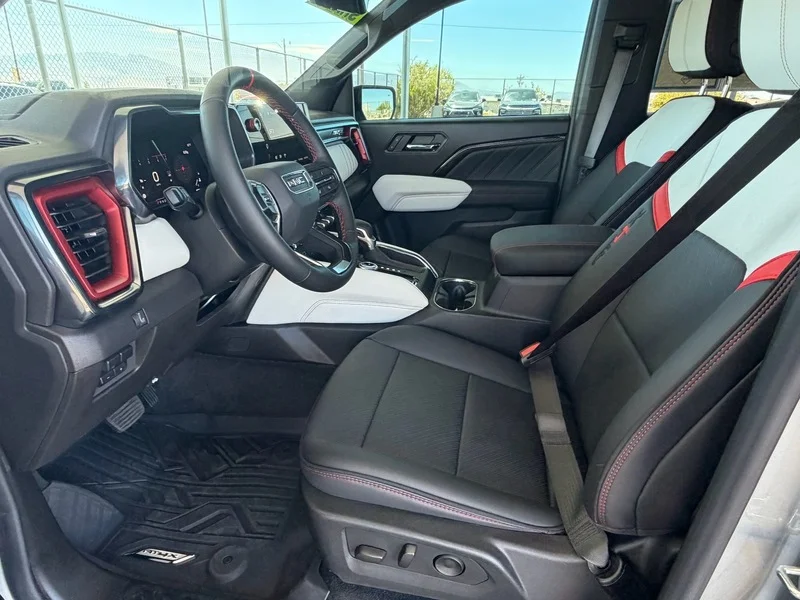 Used 2023 Sterling Metallic GMC AT4X image 17