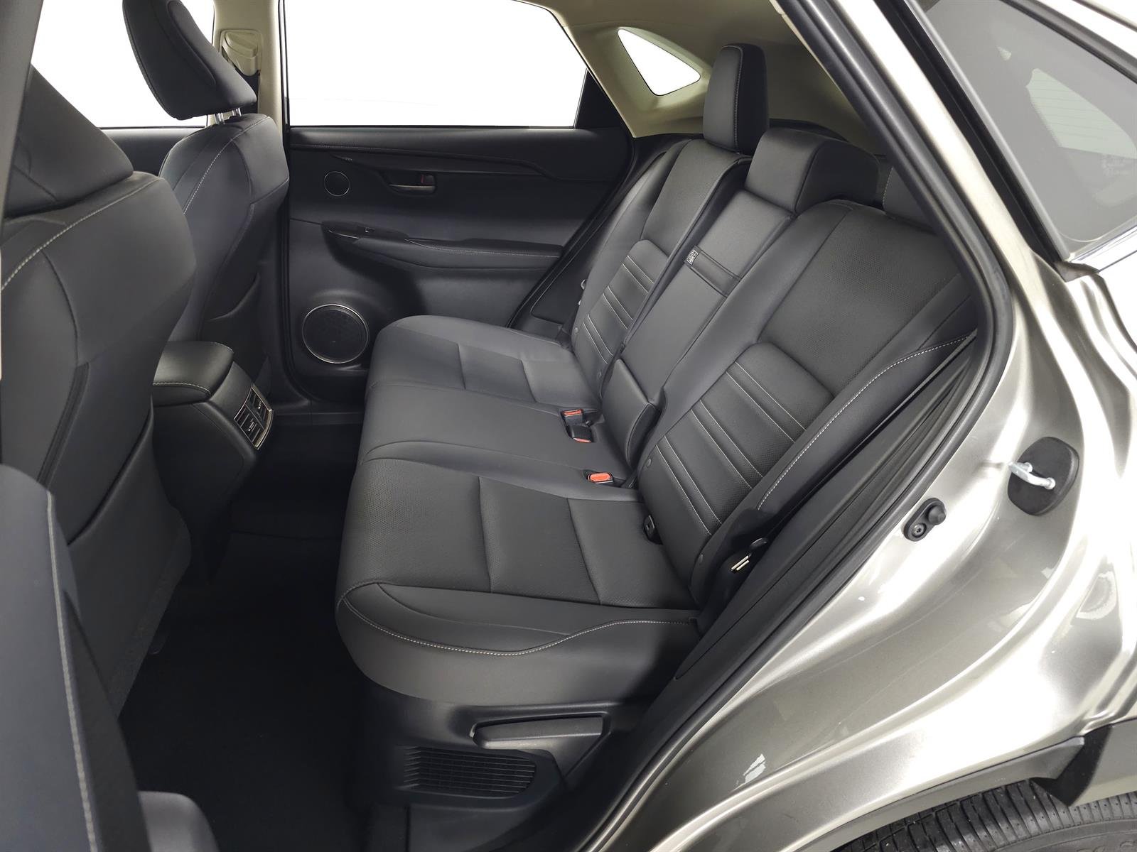 Certified Used 2020 Silver Lexus  image 35