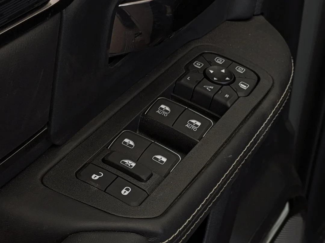 New 2026 Grey RAM Rebel - - 6.7L HO Diesel - Level 2 Pkg w/ 14.4 Screen - Rear Auto-Level Air Susp & More! image 13