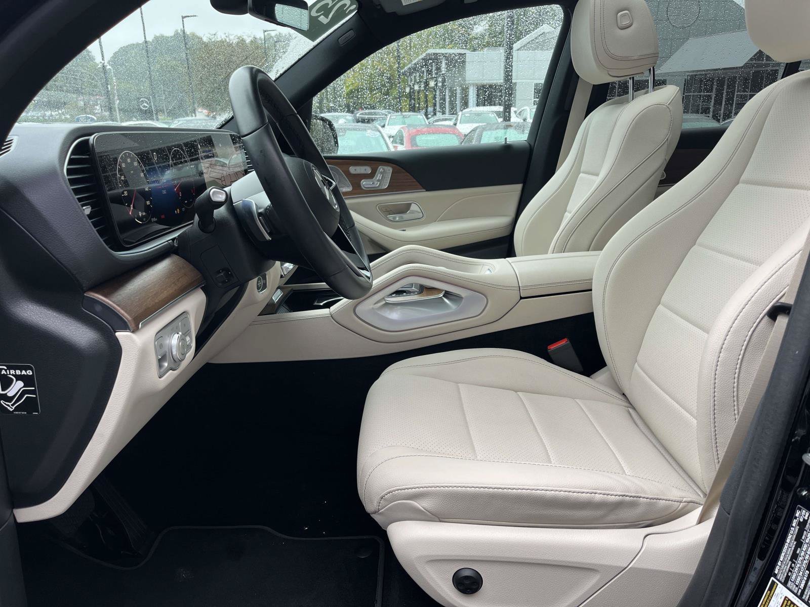 Certified Used 2025 Black Mercedes-Benz GLE 350 SUV image 34