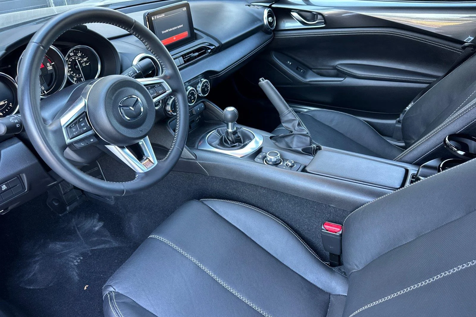 Used 2023 Machine Gray Metallic Mazda Grand Touring image 11