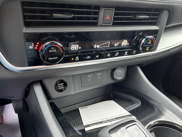 2026 Nissan Rogue SV - Photo 15