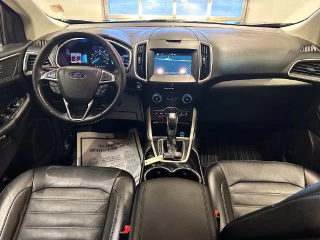 Used 2016 Blue Ford SEL image 9