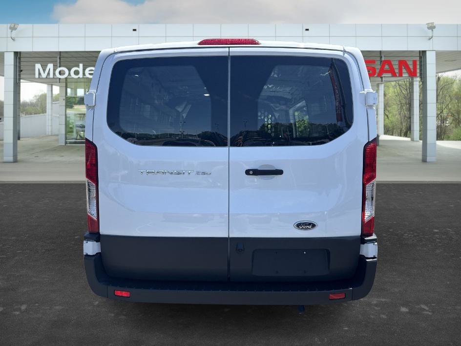 Used 2025 Oxford White Ford Base image 4
