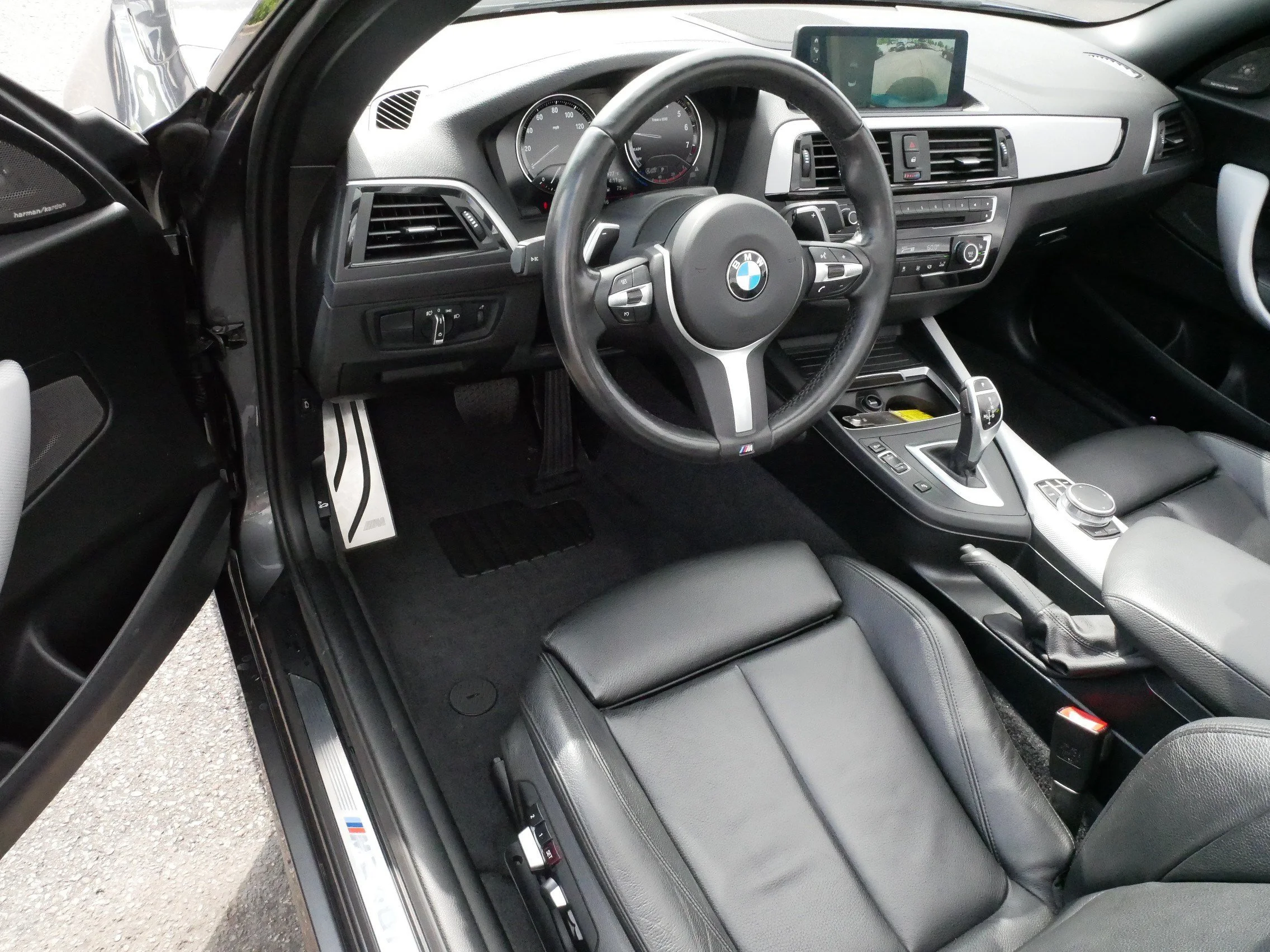Used 2018 Mineral Gray Metallic BMW M240i xDrive image 9