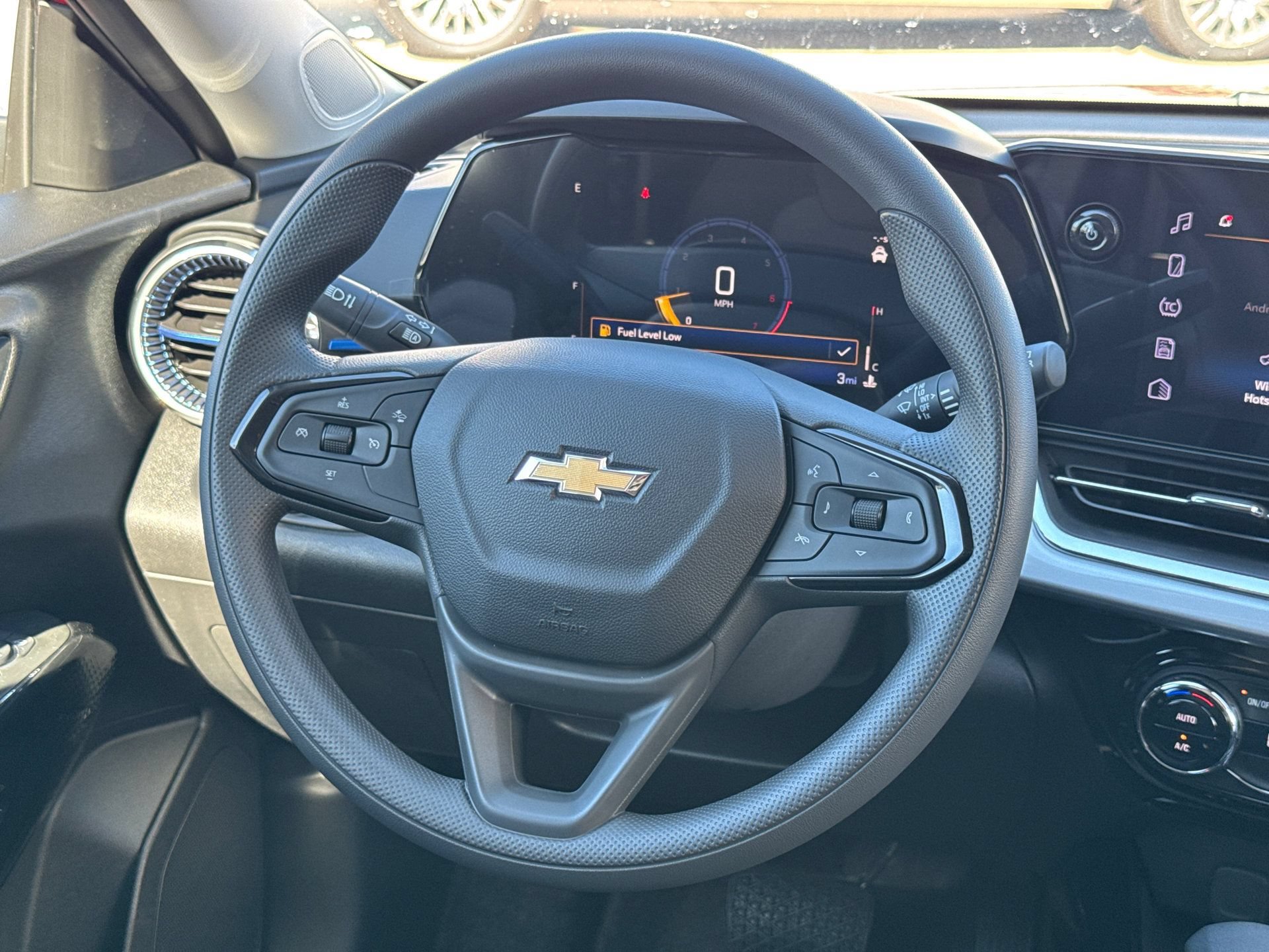 2026 Chevrolet Trax LT - Photo 17