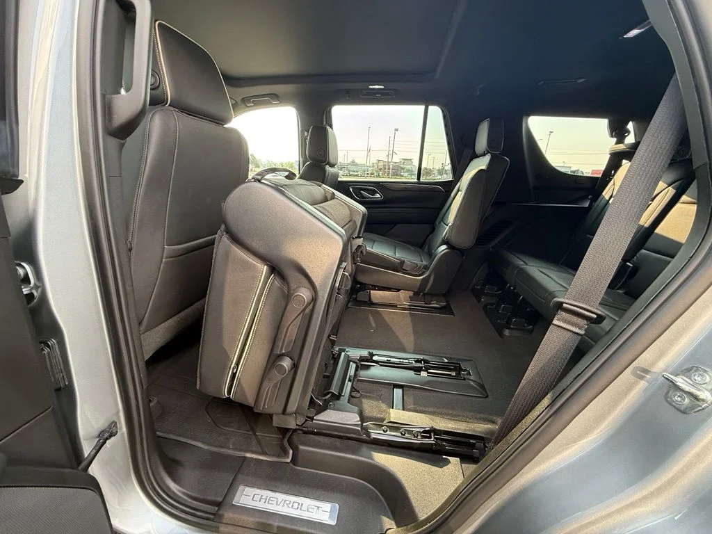 Used 2023 Gray Chevrolet Premier image 10
