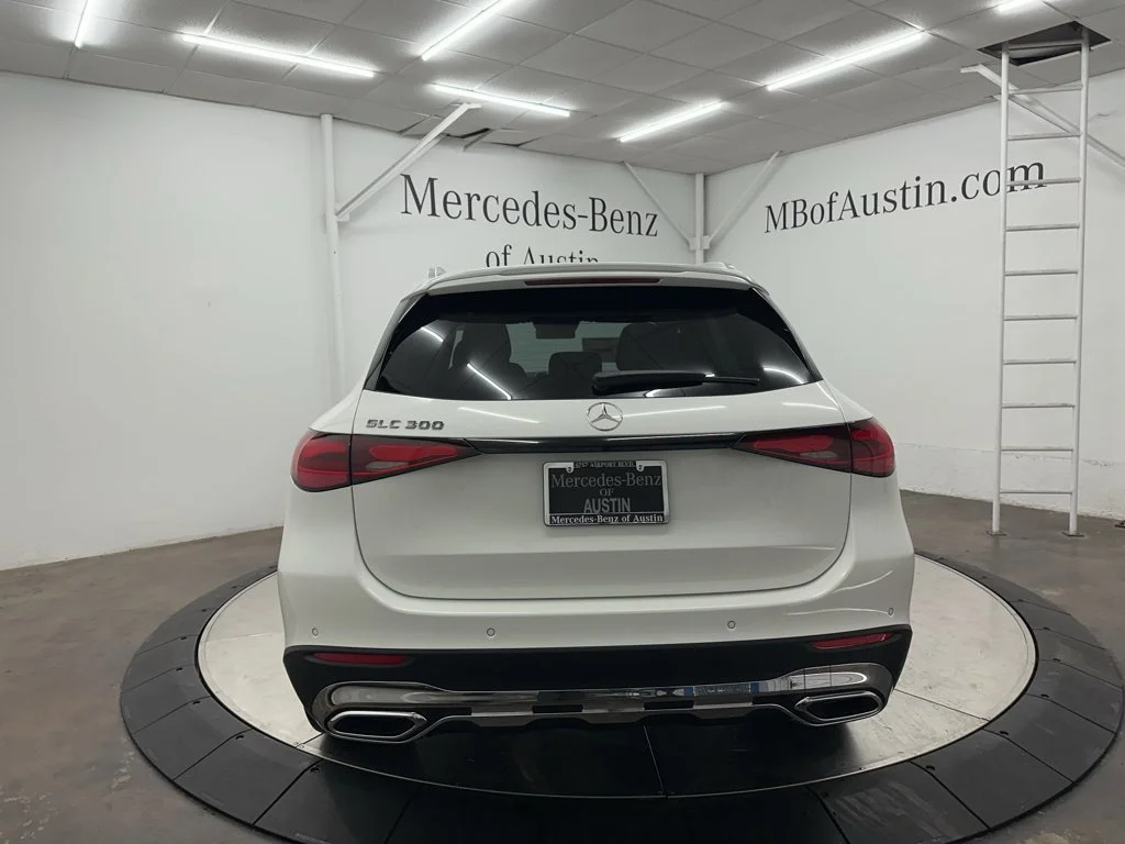 Used 2026 White Mercedes-Benz GLC 300 image 6