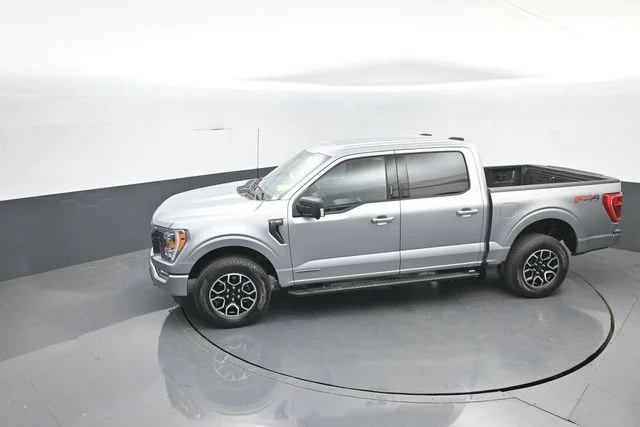 Certified Used 2023 Silver Metallic Ford XLT image 28