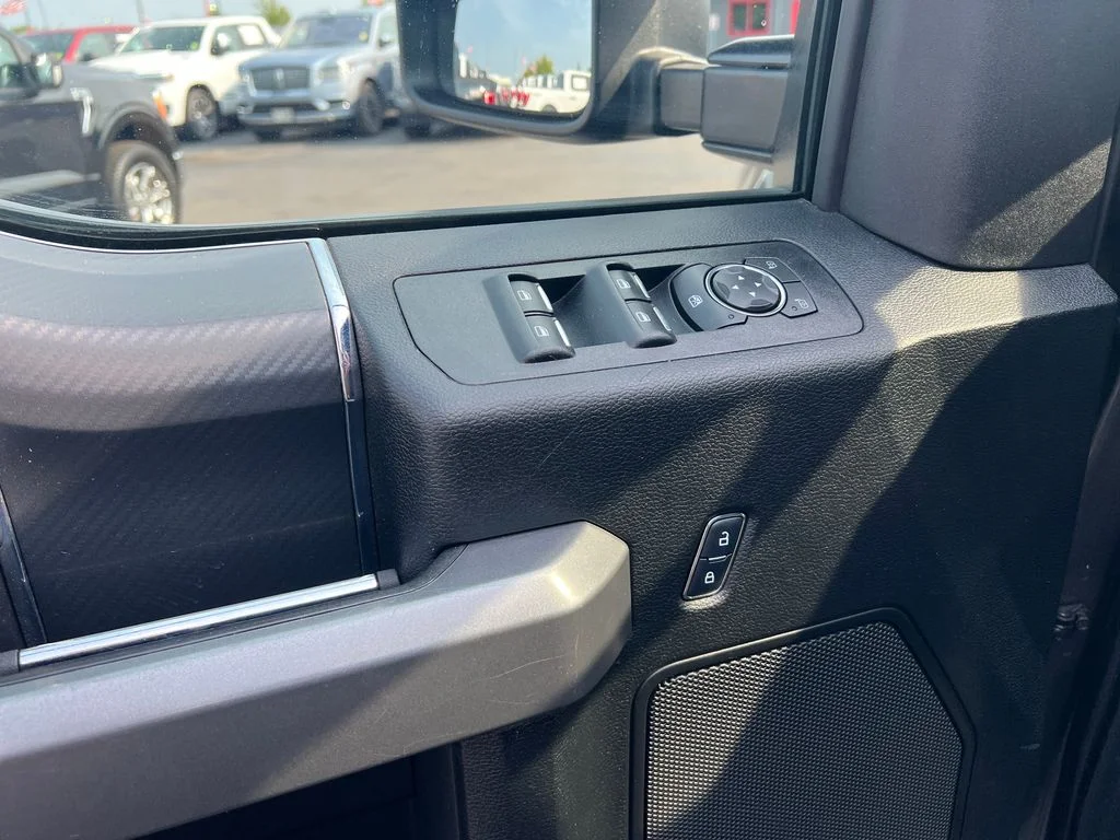 Used 2018 Gray Ford XLT image 23