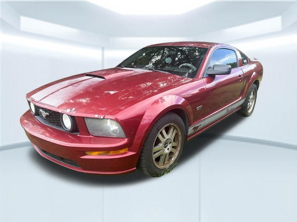 Used 2006  Ford GT Deluxe image 17
