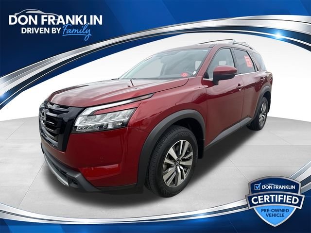 Used 2024 Red Nissan SL image 1
