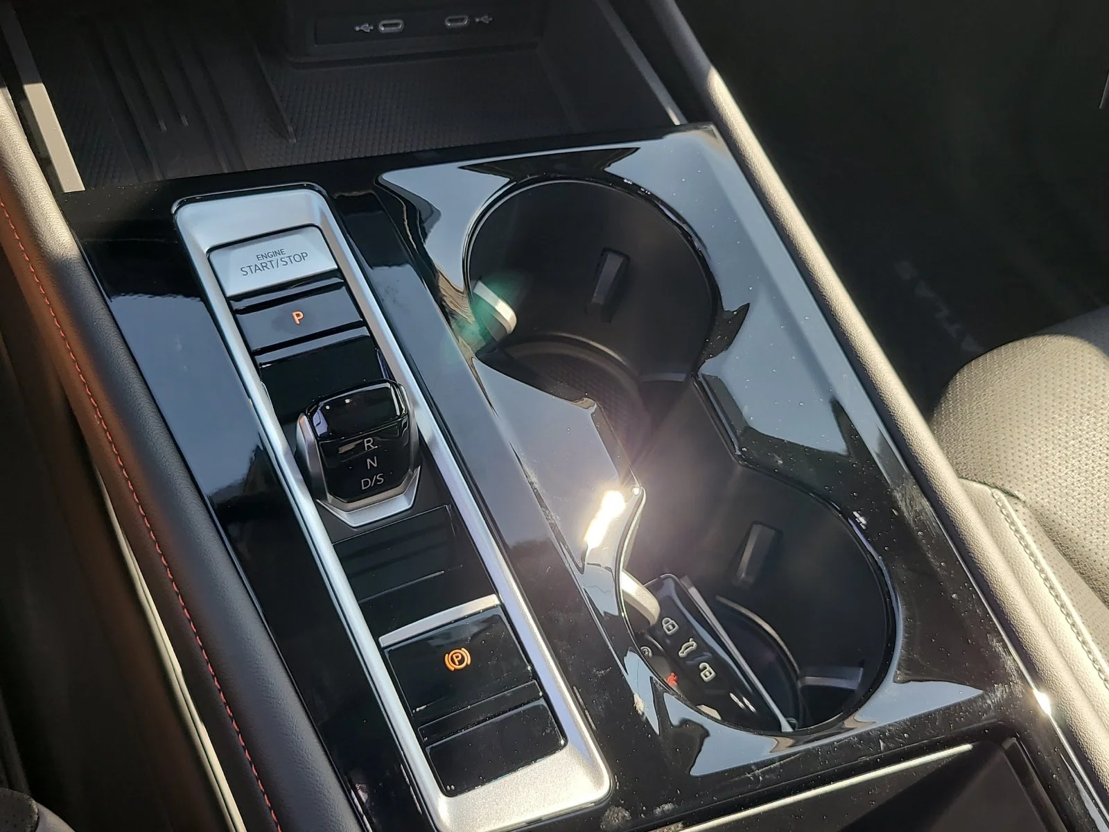 New 2026 Pure Gray Volkswagen 2.0T Peak Edition image 27