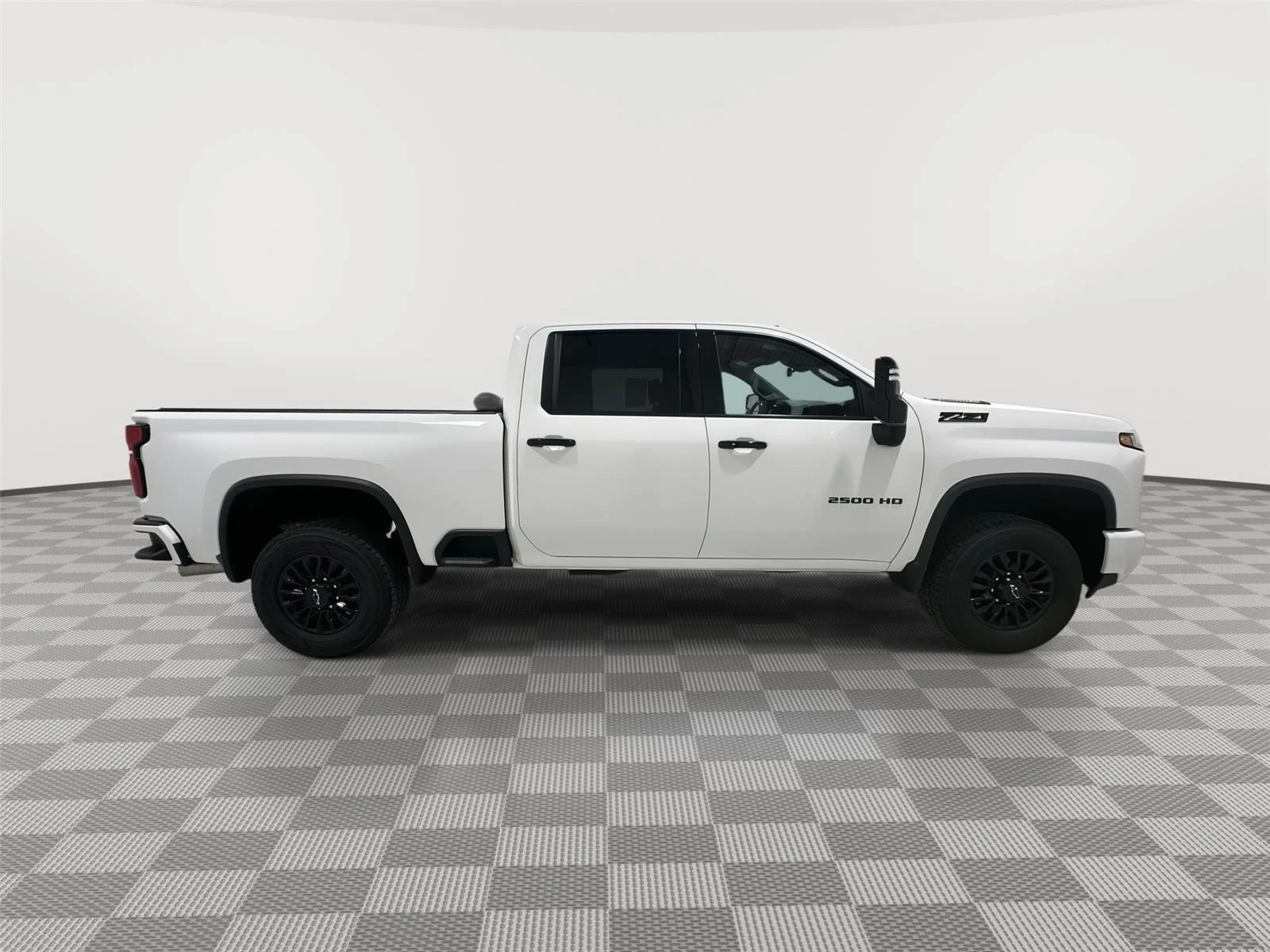 Used 2024 Summit White Chevrolet LTZ image 6