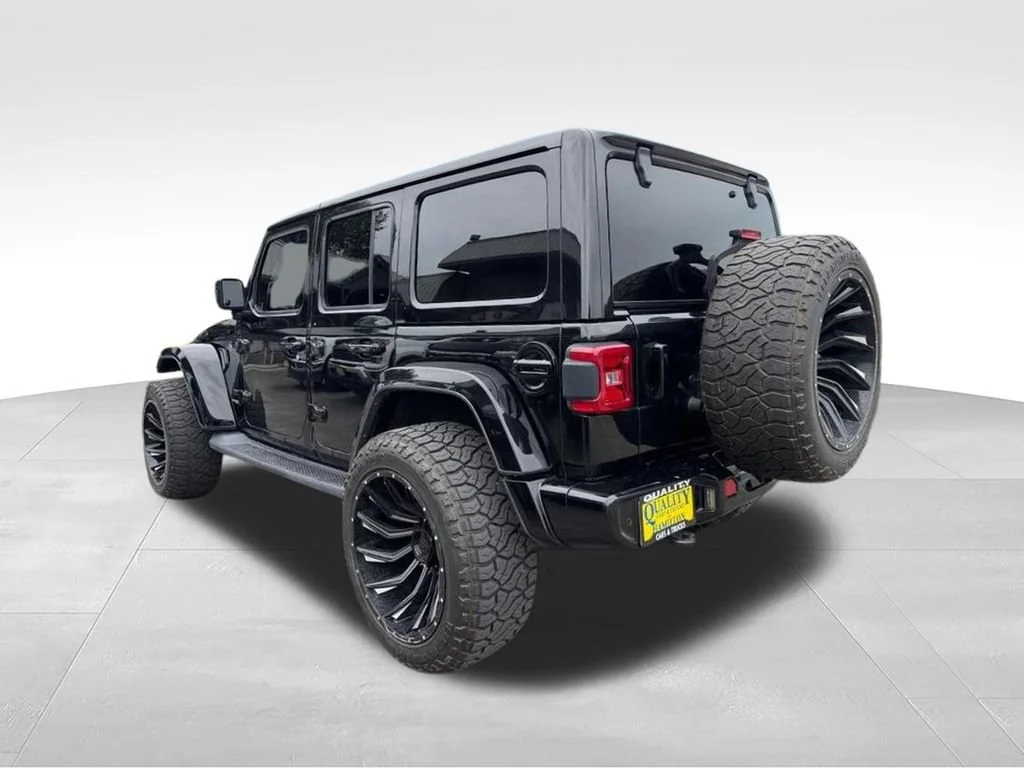 Used 2021 Black Jeep Unlimited Sahara image 3