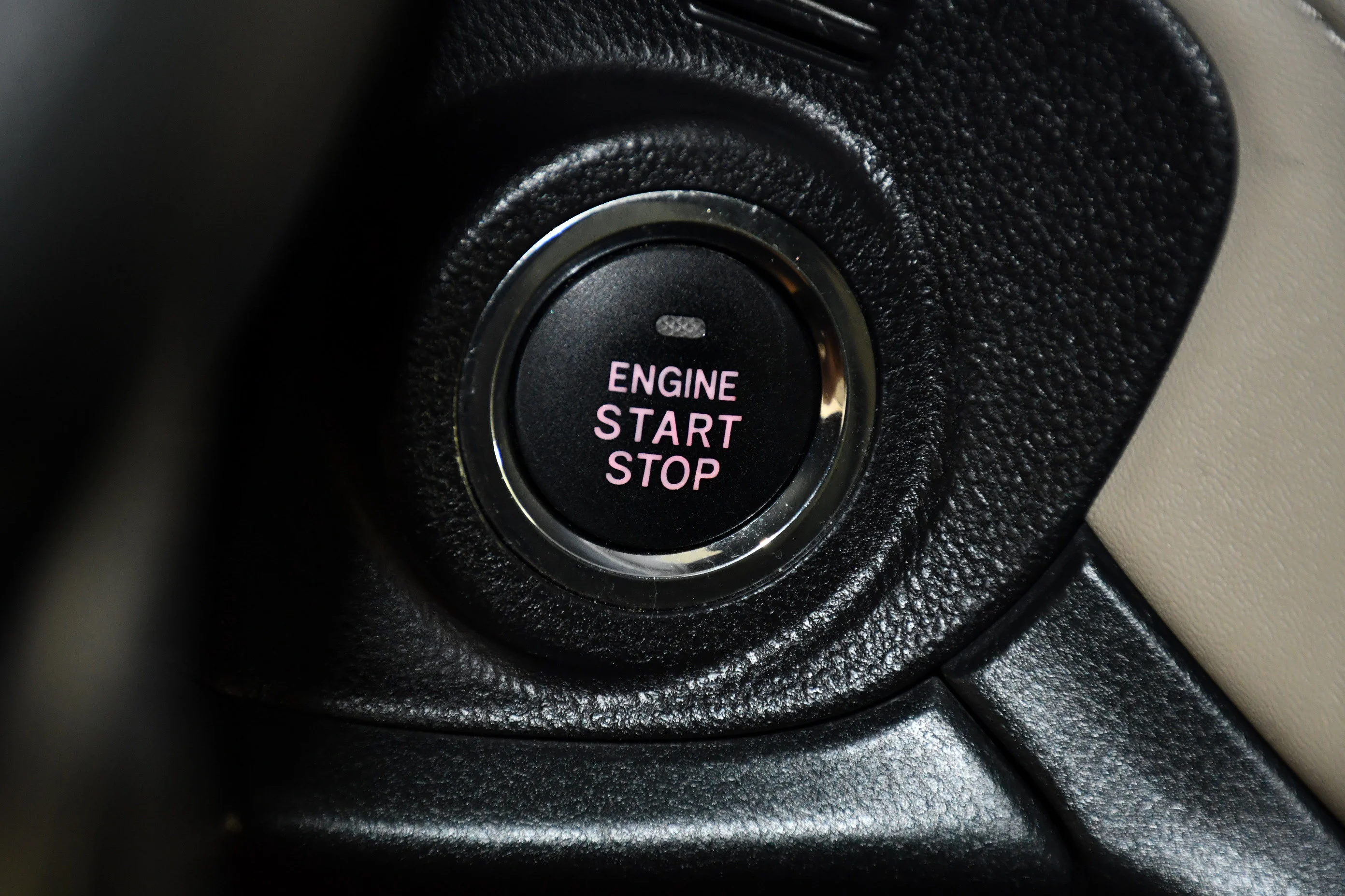 Used 2020 Tungsten Metallic Subaru Limited image 26