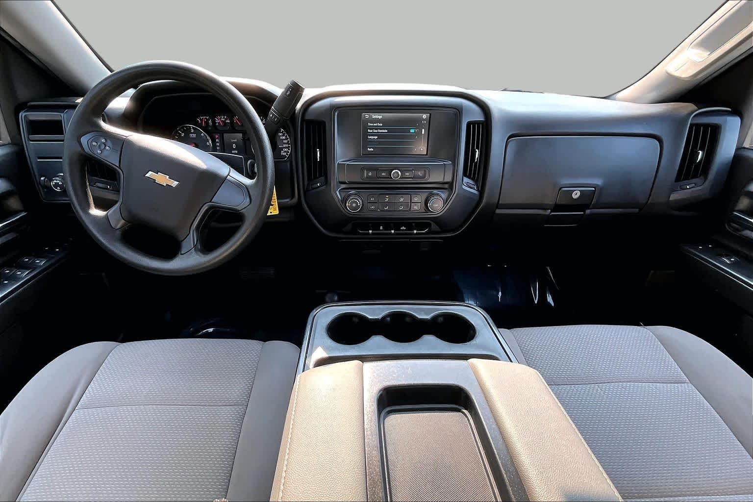 Used 2018 Black Chevrolet Custom image 15