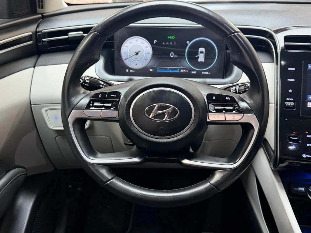 Used 2022 Amazon Gray Hyundai SEL image 14