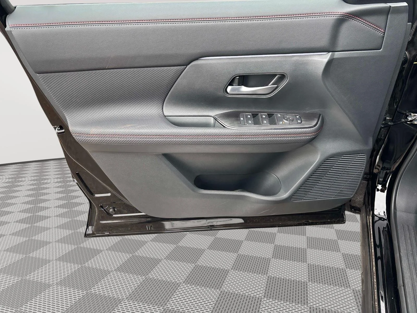 New 2026 Super Black Nissan SR image 14