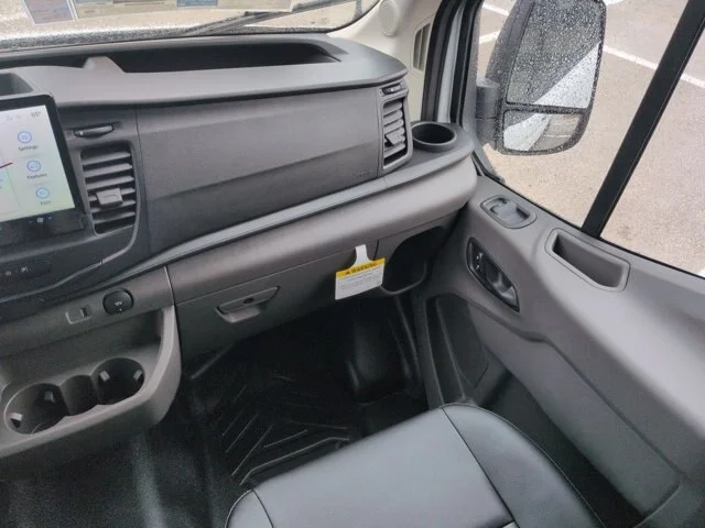 New 2026 Oxford White Ford Cargo Van image 17