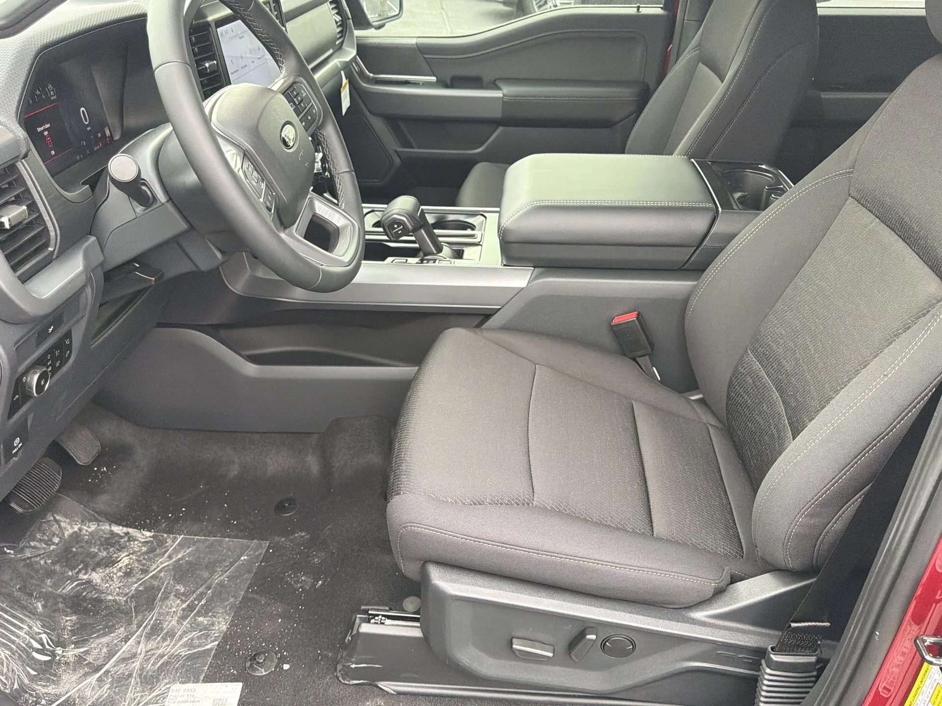 New 2026 Ruby Red Metallic Tinted Clearcoat Ford XLT image 24
